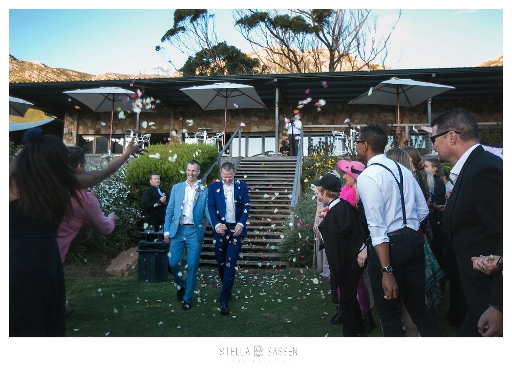0030cape pont vineyards same sex wedding