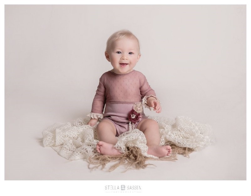 20190826 isabella sitter 2