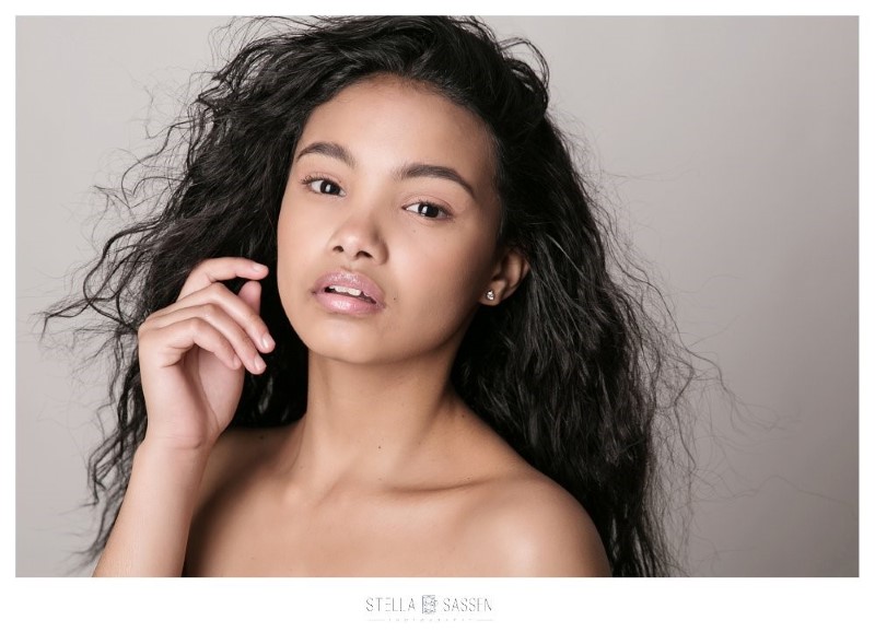 Modelling portfolio and glamour photography in studio