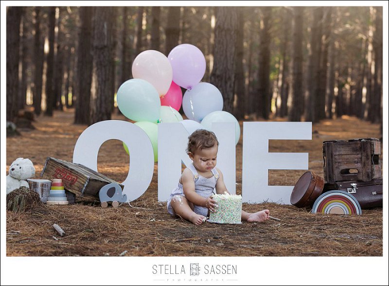 20220602 caden cake smash 2