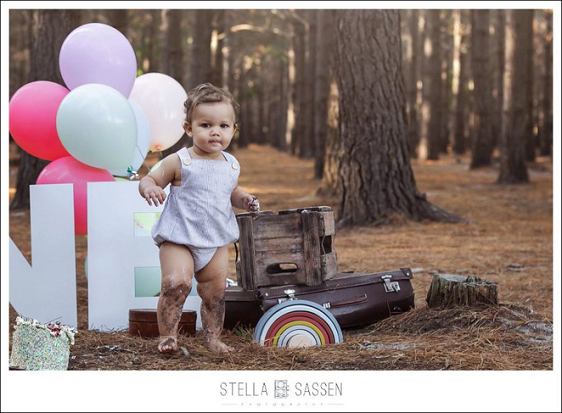 20220602 caden cake smash 7