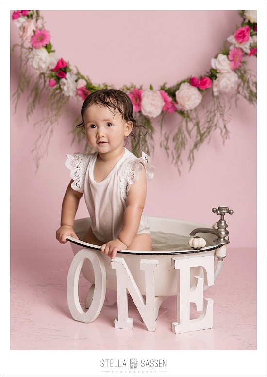 20220604 everly cake smash 1