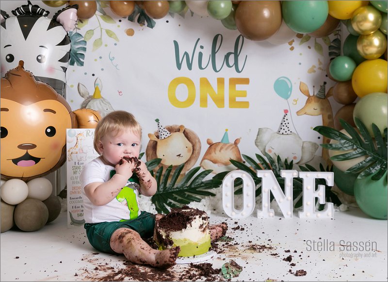 20220917 ryan cake smash 11