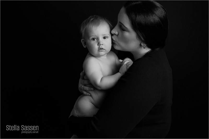 mommy and me black and white portrait studio