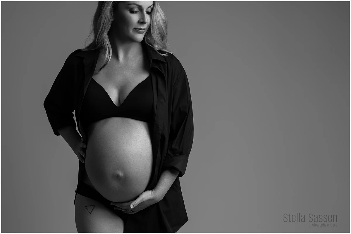 cape town black white maternity portraits 13