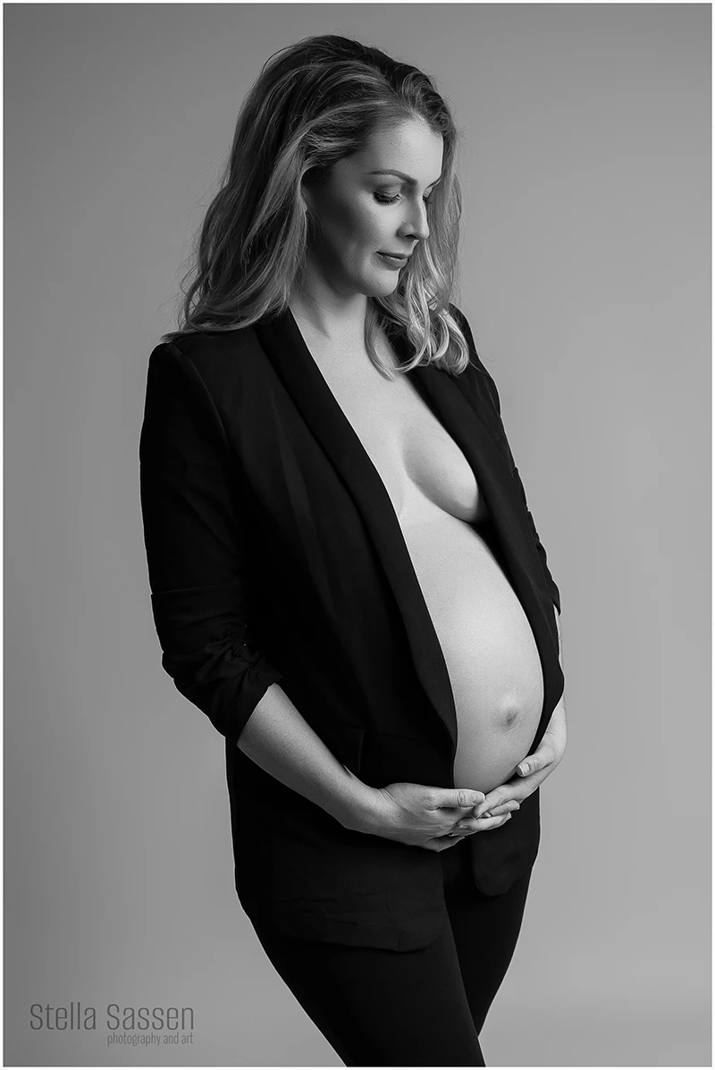 cape town black white maternity portraits 16